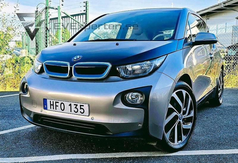 Silver Begagnad 2013 BMW i3 Comfort Edition Halvkombi | 99 000 kr (Marknadspris) - Bild 1/4