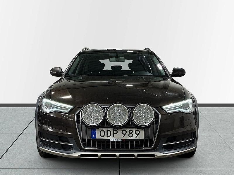 Begagnad Audi A6 Allroad Ambition 218 HK (160 kW) 2016 Brun Kombi