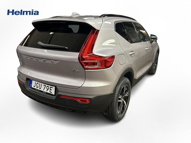 Ny Volvo XC40 2026 Silver SUV
