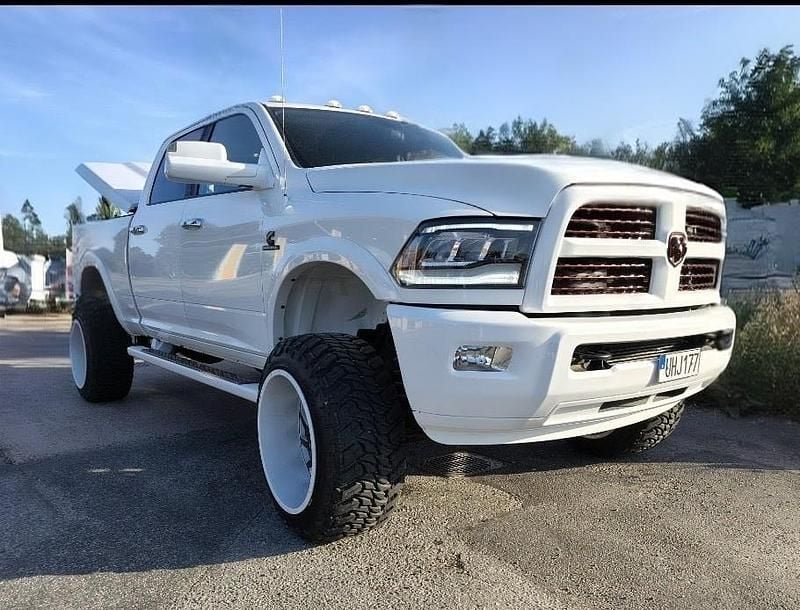 Vit Begagnad 2013 Dodge Ram Pickup | 525 000 kr (Marknadspris) - Bild 1/4