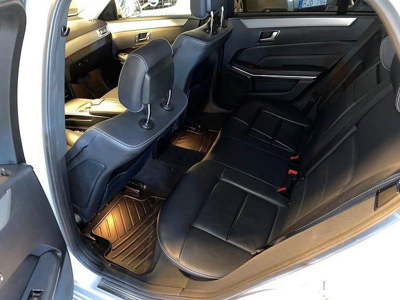 Begagnad Mercedes E300 232 HK (170 kW) 2013 Silver Kombi