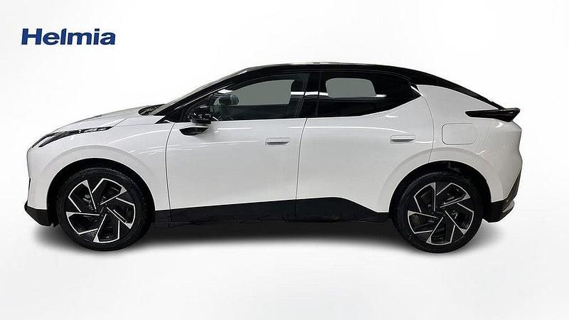 Begagnad Lynk & Co 02 275 HK (202 kW) 2024 Vit SUV