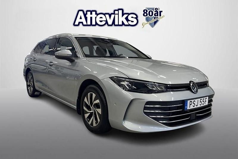 Begagnad VW Passat Business 151 HK (111 kW) 2024 Silver Kombi