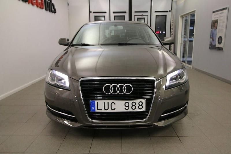 Begagnad Audi A3 105 HK (77 kW) 2012 Grå metallic Kombi