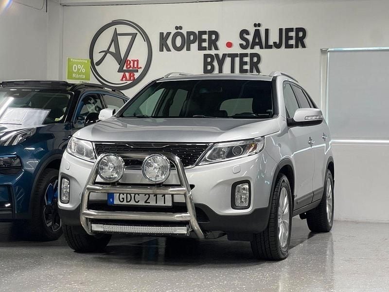 Grå Begagnad 2014 Kia Sorento SUV | 109 900 kr (Marknadspris) - Bild 1/4