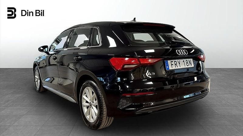 Begagnad Audi A3 Sportback Proline 150 HK (110 kW) 2023 Svart Halvkombi