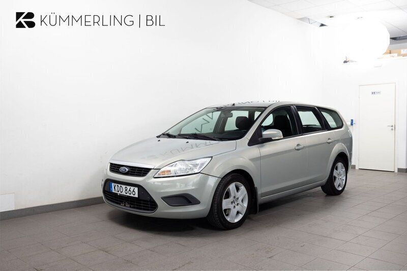 Grå Begagnad 2009 Ford Focus Kombi | 44 900 kr (Lite dyr) - Bild 1/4
