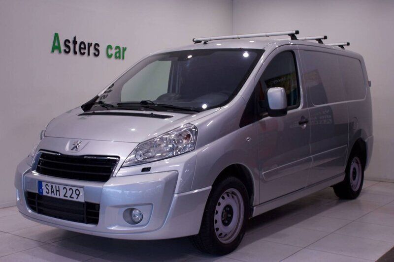 Ljusgrå (grå) Begagnad 2015 Peugeot Expert Van | 84 900 kr (Lite dyr) - Bild 1/4