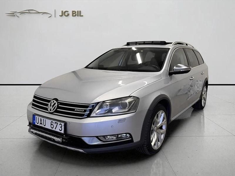 Silver Begagnad 2013 VW Passat Alltrack Kombi | 114 900 kr (Marknadspris) - Bild 1/4