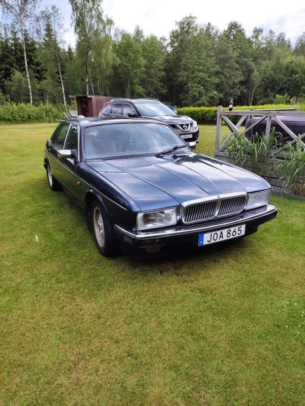 Jaguar xj40 daimler