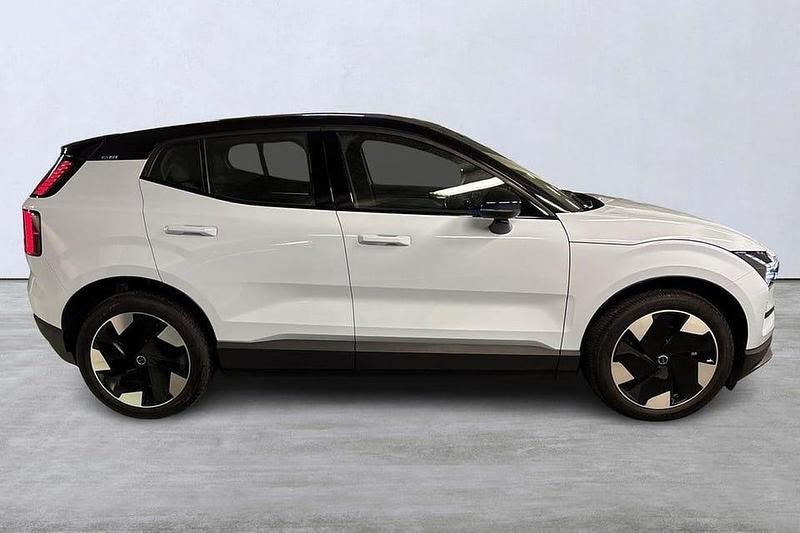 Begagnad Volvo EX30 Plus 202 kW (275 HK) 2025 Blå SUV