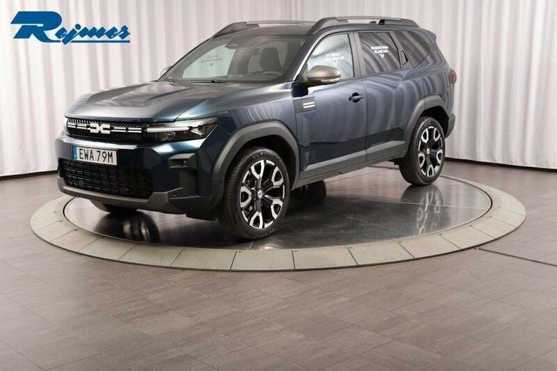 Blå (blå indigo met rrq) Ny 2025 Dacia Bigster Journey SUV | 382 900 kr - Bild 1/4