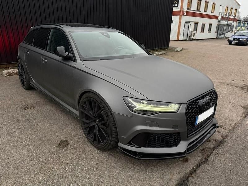 Argentic grey Begagnad 2017 Audi RS6 Performance Kombi | 569 000 kr - Bild 1/4