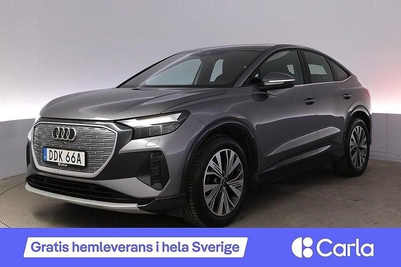 Grå Begagnad 2022 Audi Q4 Sportback e-tron Proline SUV | 360 990 kr (Bra pris) - Bild 1/4