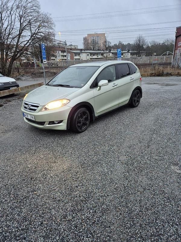Begagnad 2005 Honda FR-V Minibuss | 35 000 kr - Bild 1/4