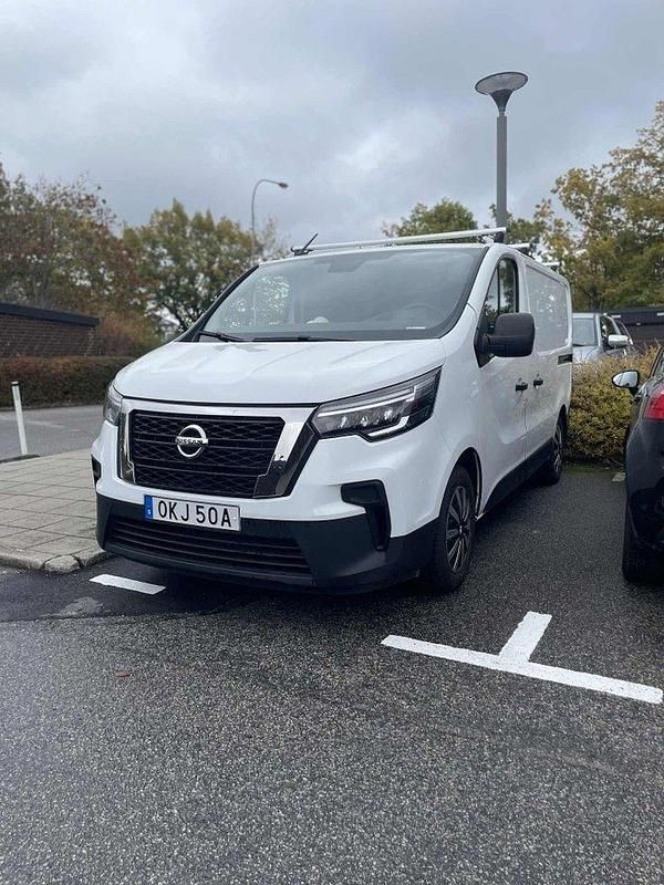 Begagnad 2023 Nissan Primastar Minibuss | 369 000 kr - Bild 1/4