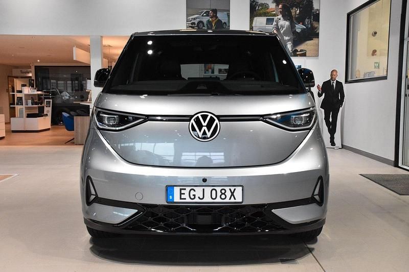 Begagnad VW ID. Buzz GTX 250 kW (340 HK) 2025 Svart Minibuss
