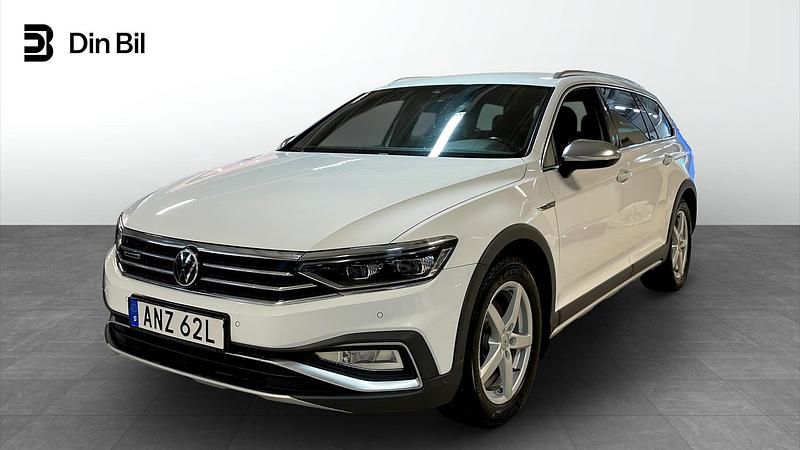 Vit Begagnad 2020 VW Passat Alltrack Kombi | 269 900 kr (Lite dyr) - Bild 1/4
