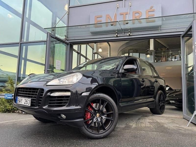 Begagnad Porsche Cayenne Turbo 500 HK (367 kW) 2008 Svart SUV