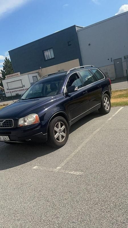 Begagnad Volvo XC90 185 HK (136 kW) 2007 Mörkblå metallic SUV