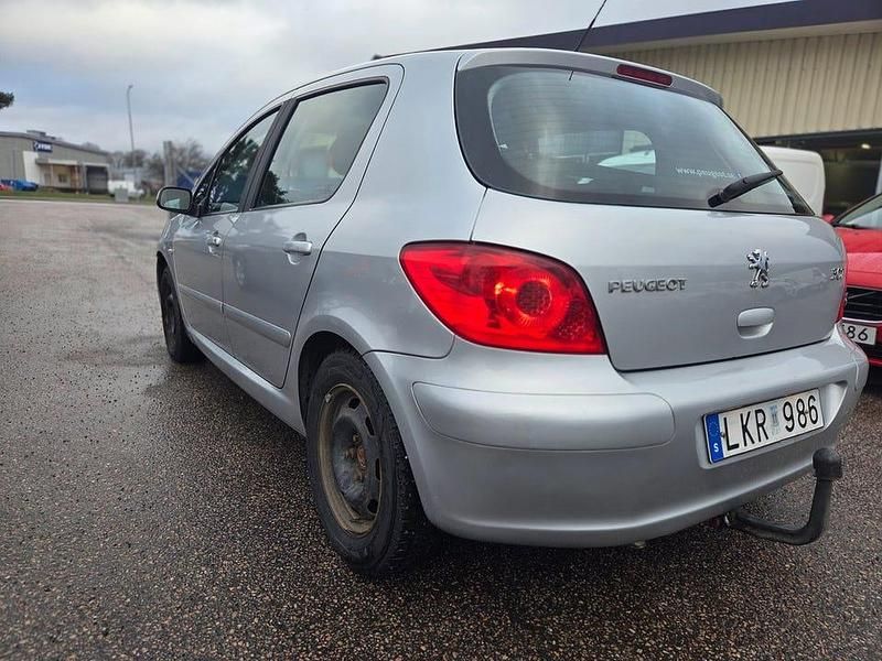 Begagnad Peugeot 307 109 HK (80 kW) 2007 Grå Halvkombi
