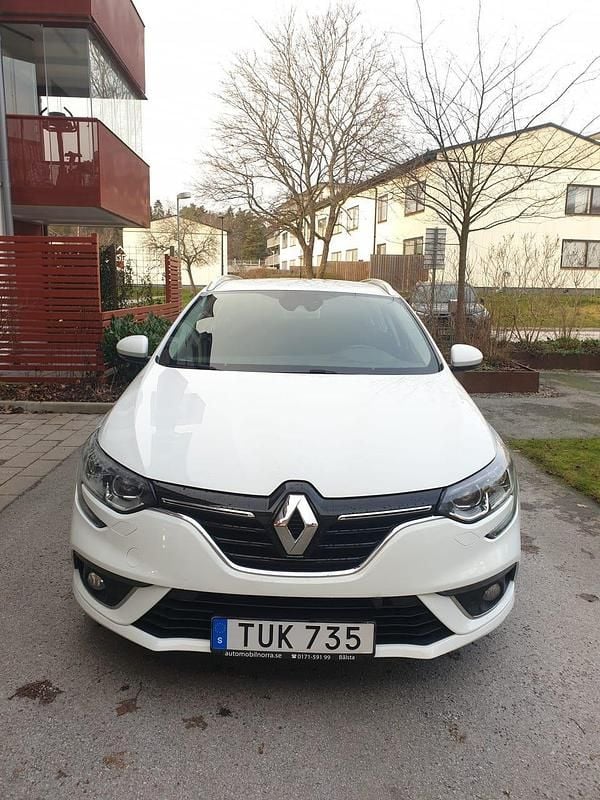 Begagnad Renault Mégane IV 110 HK (80 kW) 2017 Kombi