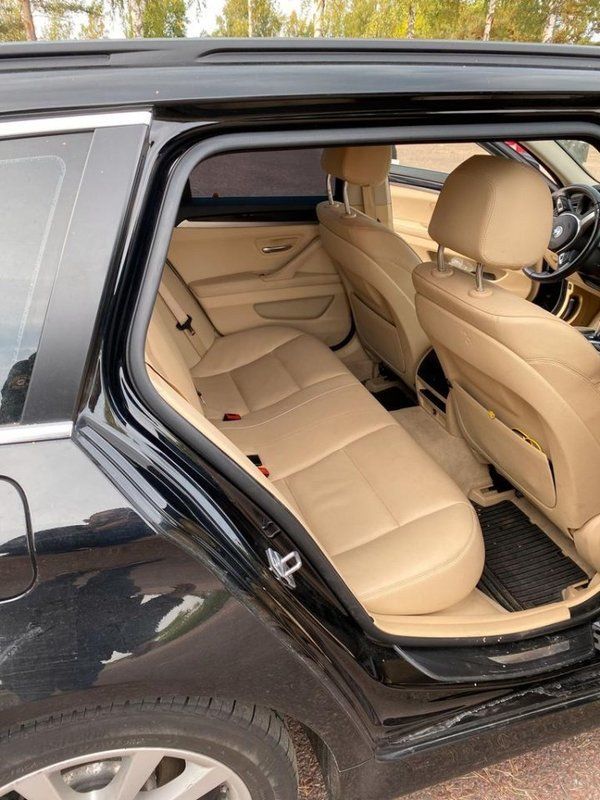 Begagnad BMW 520 190 HK (139 kW) 2016 Svart Kombi