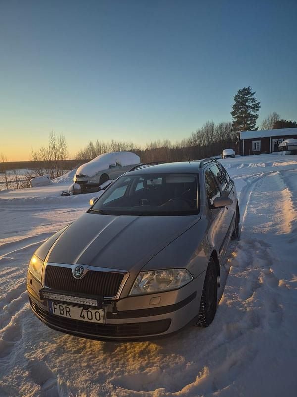 Begagnad Skoda Octavia 105 HK (77 kW) 2007 Kombi