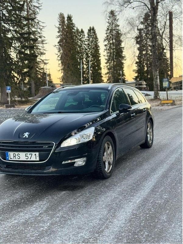 Svart Begagnad 2011 Peugeot 508 Kombi | 69 000 kr (Marknadspris) - Bild 1/4
