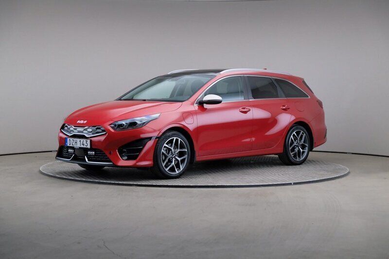 Röd Begagnad 2022 Kia Ceed Sportswagon 2 Kombi | 275 000 kr (Marknadspris) - Bild 1/4
