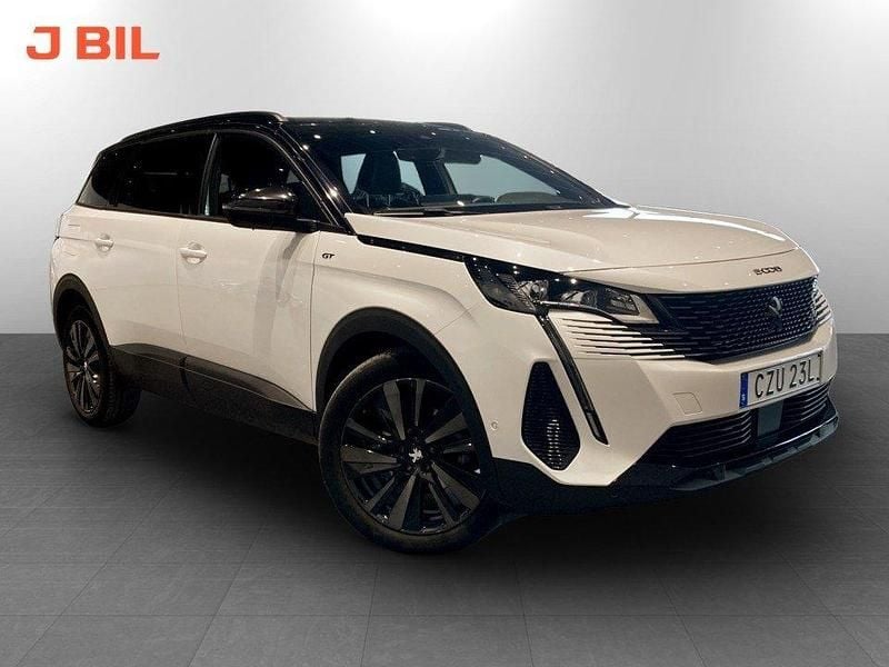 Vit Begagnad 2023 Peugeot 5008 GT SUV | 299 900 kr (Marknadspris) - Bild 1/4