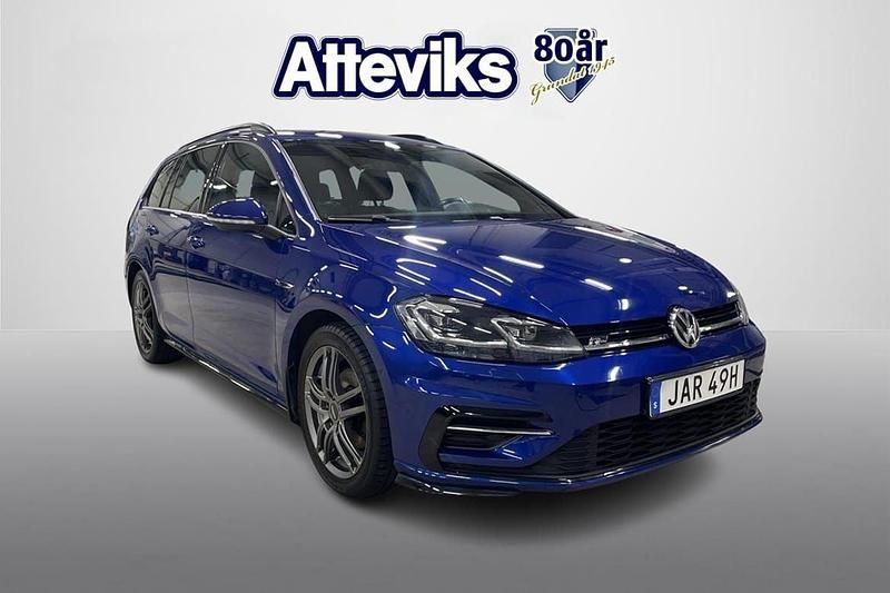 Mörkblå Begagnad 2019 VW Golf VII GT Kombi | 224 900 kr (Marknadspris) - Bild 1/4