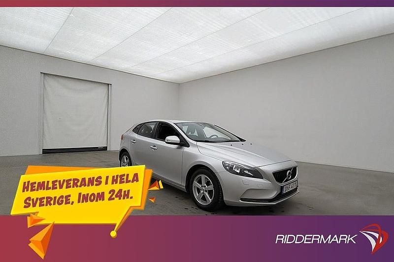 Begagnad Volvo V40 Kinetic 152 HK (111 kW) 2018 Silver Halvkombi