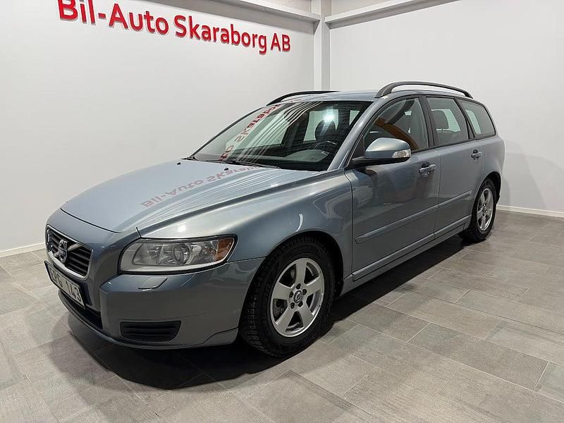 Begagnad Volvo V50 109 HK (80 kW) 2010 Blå Kombi