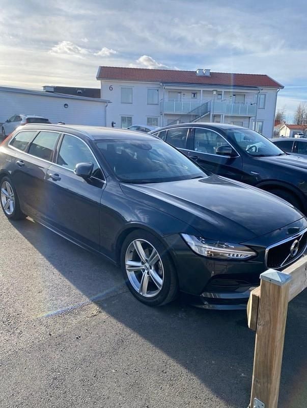 Begagnad Volvo V90 190 HK (139 kW) 2019 Kombi
