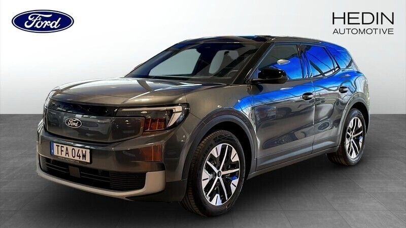 Grå (grey) Begagnad 2024 Ford Explorer SUV | 499 900 kr - Bild 1/4