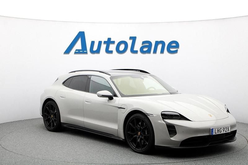 Crayon Begagnad 2022 Porsche Taycan GTS Sport Turismo Sedan | 849 900 kr - Bild 1/2