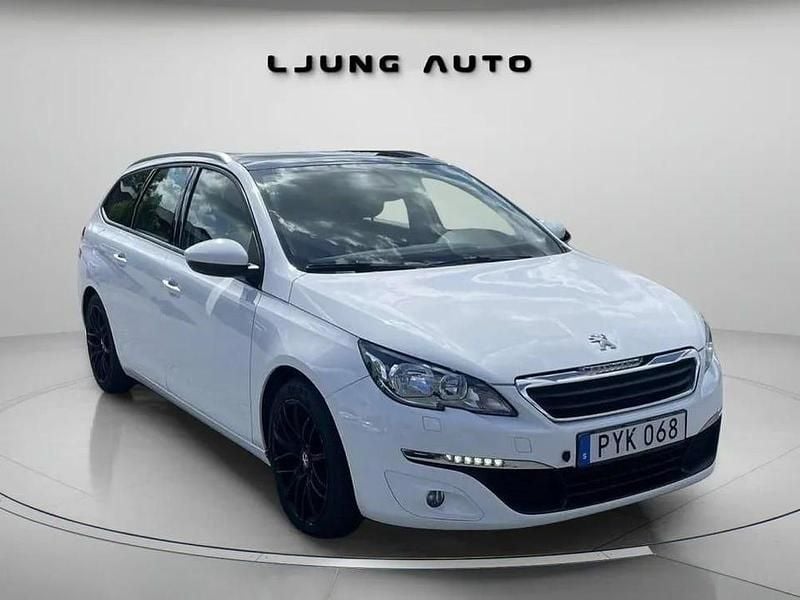 Vit Begagnad 2015 Peugeot 308 SW Active Kombi | 74 900 kr (Marknadspris) - Bild 1/4