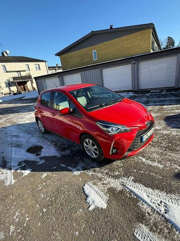 Begagnad Toyota Yaris 111 HK (81 kW) 2019