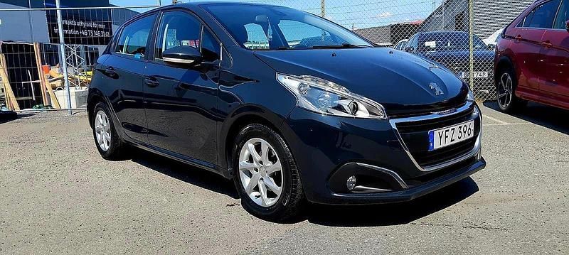 Grå Begagnad 2016 Peugeot 208 Halvkombi | 75 000 kr (Marknadspris) - Bild 1/4