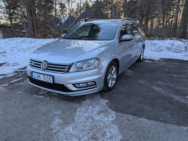 Begagnad VW Passat R-line 177 HK (130 kW) 2013 Kombi