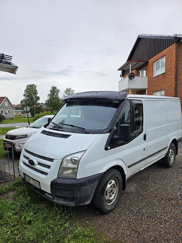 Vit Begagnad 2013 Ford Transit Trend | 52 000 kr - Bild 1/4
