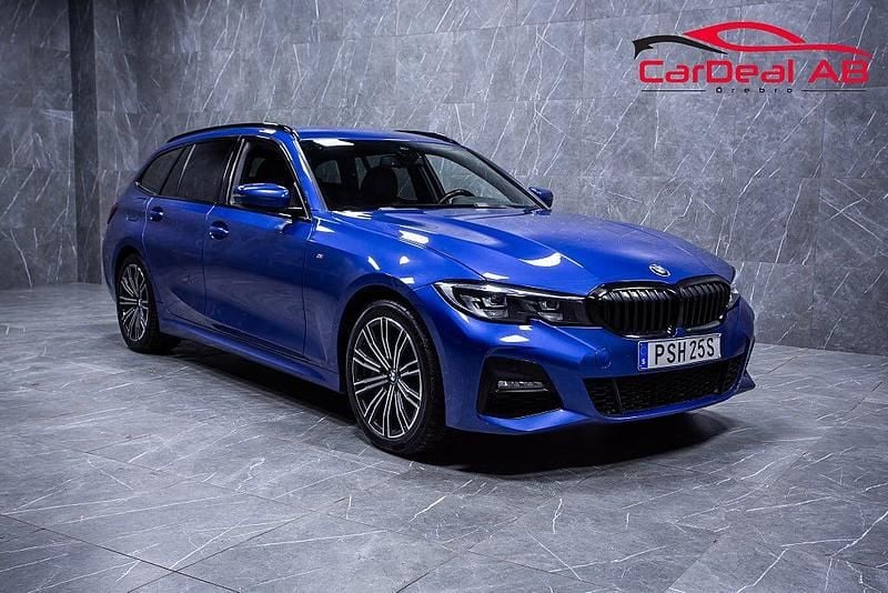 Begagnad BMW 330e M Sport 184 HK (135 kW) 2020 Blå Kombi