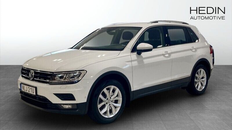 Vit (white) Begagnad 2020 VW Tiguan SUV | 269 900 kr (Bra pris) - Bild 1/4