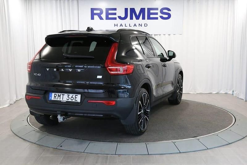 Begagnad Volvo XC40 R-Design 265 HK (194 kW) 2021 Svart SUV