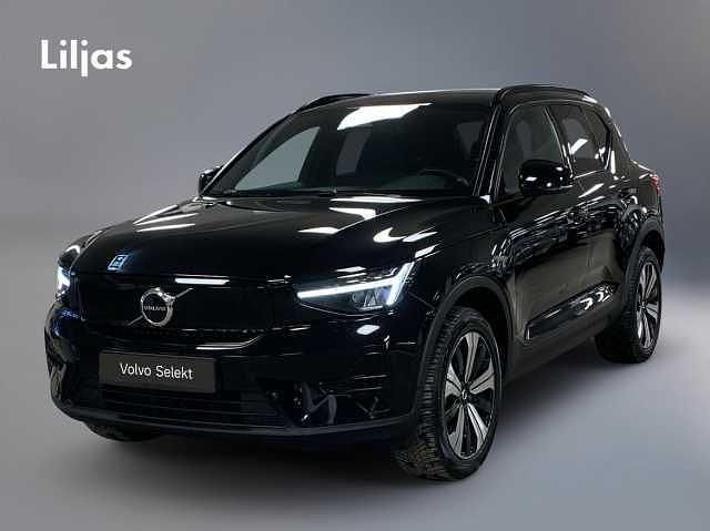 Svart Begagnad 2022 Volvo XC40 Core SUV | 299 000 kr - Bild 1/3