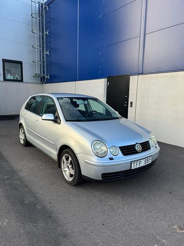 Begagnad 2002 VW Polo Halvkombi | 19 900 kr (Lite dyr) - Bild 1/4