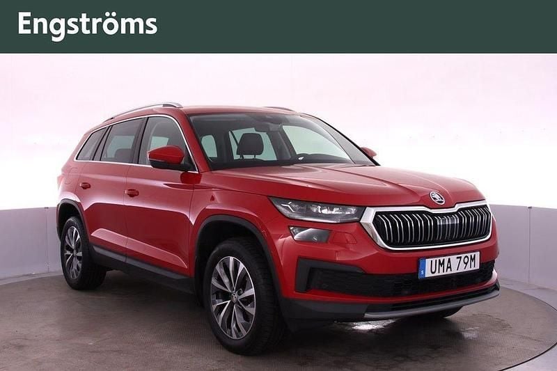 Röd Begagnad 2022 Skoda Kodiaq SUV | 349 000 kr (Marknadspris) - Bild 1/4