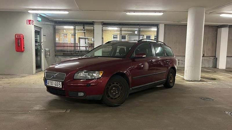 Begagnad 2006 Volvo V50 Kombi | 17 000 kr (Marknadspris) - Bild 1/4