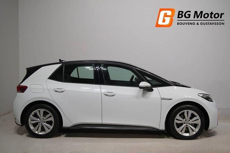 Begagnad VW ID.3 Pro Performance 150 kW (204 HK) 2021 Vit Halvkombi